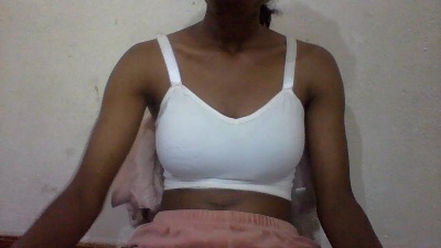 Nathalydia live cam on Cam4