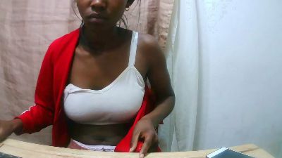 Nathalydia live cam on Cam4