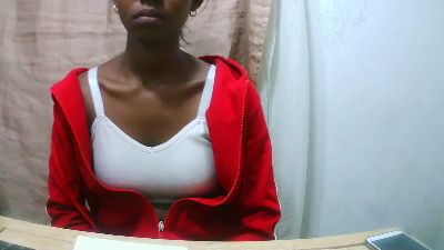 Nathalydia live cam on Cam4