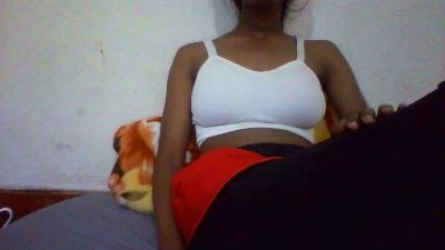 Nathalydia live cam on Cam4