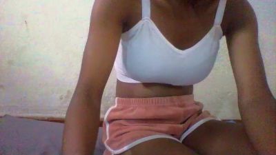 Nathalydia live cam on Cam4
