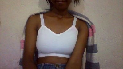 Nathalydia live cam on Cam4