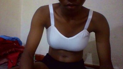Nathalydia live cam on Cam4