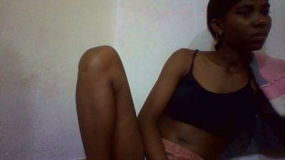 Nathalydia live cam on Cam4