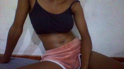 Nathalydia live cam on Cam4