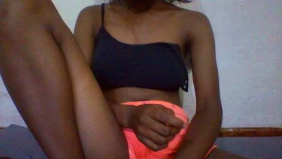 Nathalydia live cam on Cam4