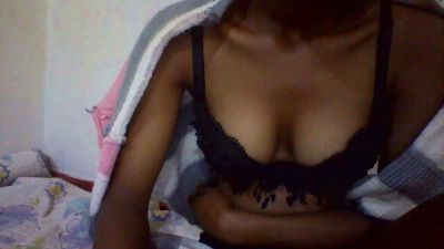 Nathalydia live cam on Cam4