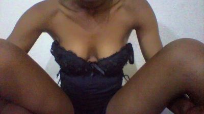 Nathalydia live cam on Cam4