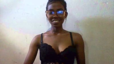 Nathalydia live cam on Cam4
