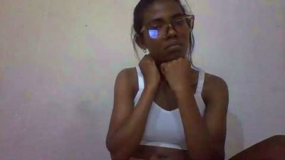 Nathalydia live cam on Cam4