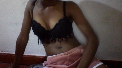 Nathalydia live cam on Cam4