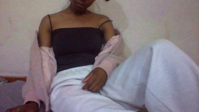 Nathalydia live cam on Cam4