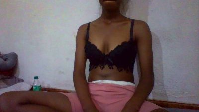 Nathalydia live cam on Cam4