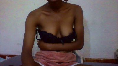 Nathalydia live cam on Cam4