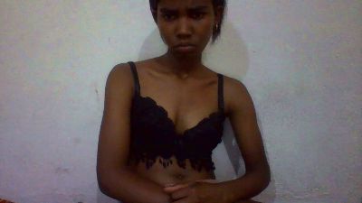 Nathalydia live cam on Cam4