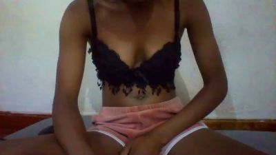 Nathalydia live cam on Cam4
