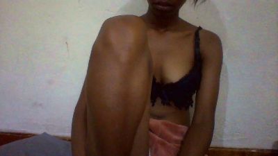 Nathalydia live cam on Cam4