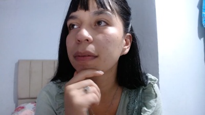 Nathasalove__1 live cam on Cam4