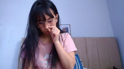 Nathasalove__1 live cam on Cam4