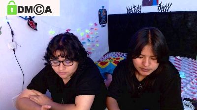 Nathy_AmyO_O live cam on Cam4