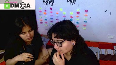 Nathy_AmyO_O live cam on Cam4