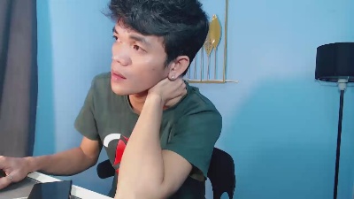 Natsboi live cam on Cam4