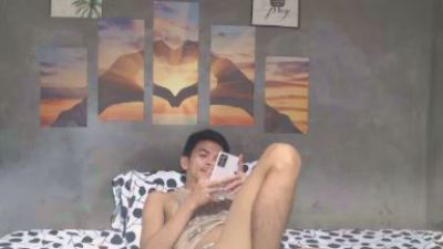Natsboi live cam on Cam4