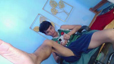 Natsboi live cam on Cam4