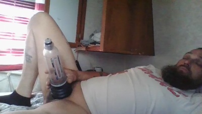 Natureboy33 live cam on Cam4