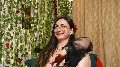 NaughtYHomemadE live cam on Cam4