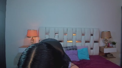 Nauthy_Nahomi live cam on Cam4