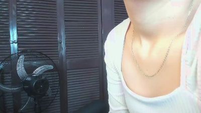 Nauthy_Nahomi live cam on Cam4