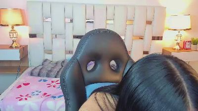 Nauthy_Nahomi live cam on Cam4