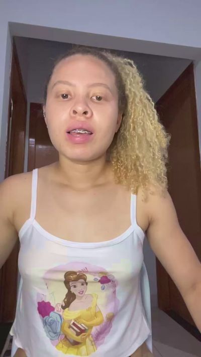 Nay_hott3 live cam on Cam4