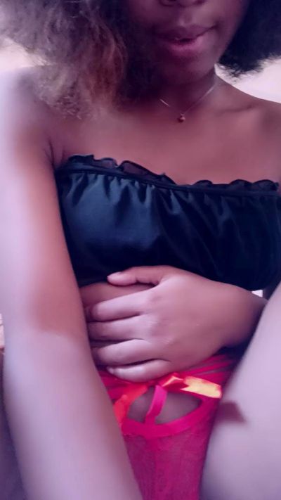 Nayah live cam on Cam4