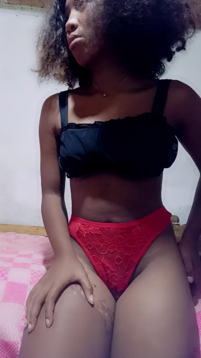 Nayah live cam on Cam4