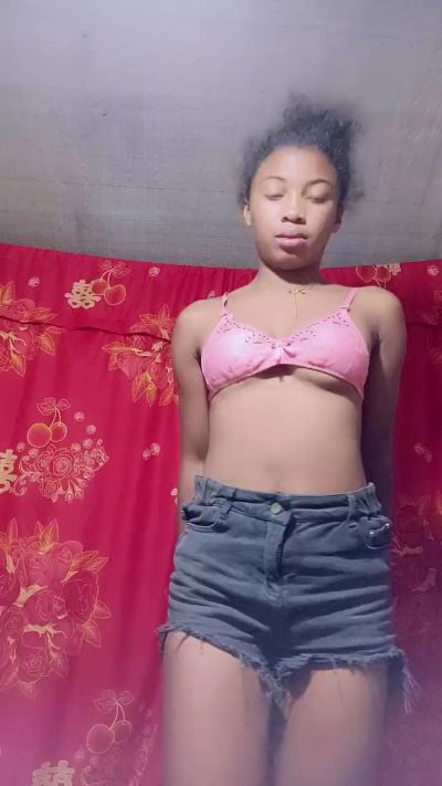 Nayah live cam on Cam4