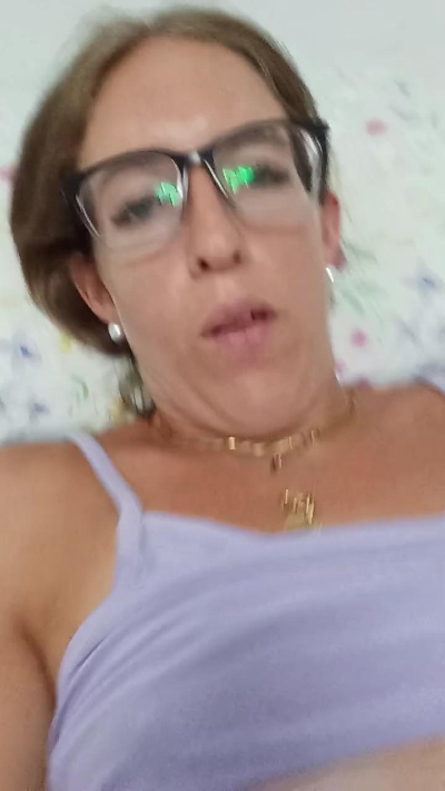 Nayra live cam on Cam4