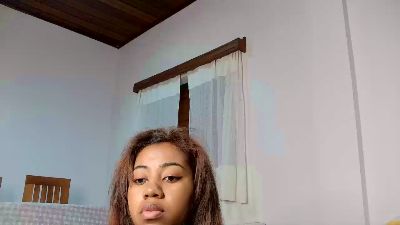 Nayrah1 live cam on Cam4