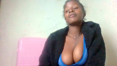 Nayrah7 live cam on Cam4