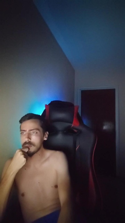 NealCaffrey007 webcam