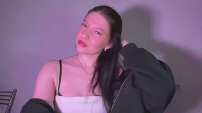 NeelyDarou live kobieta webcam from Italy