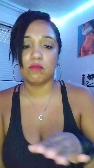 Neenita_6969 live cam on Cam4