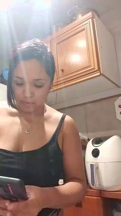 Neenita_6969 live cam on Cam4