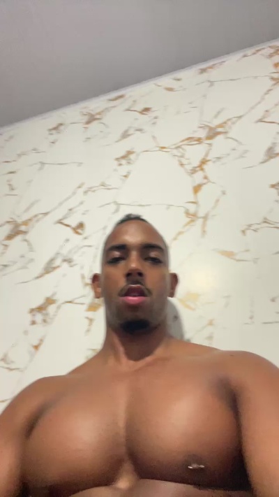 Negaomalhado96 live cam on Cam4