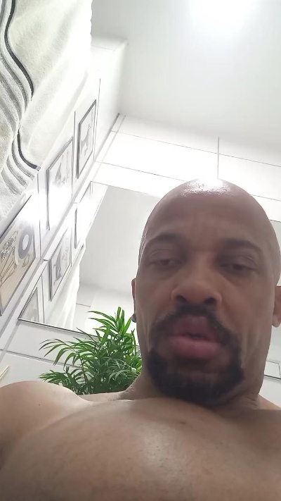 Negro1000sexy live cam on Cam4