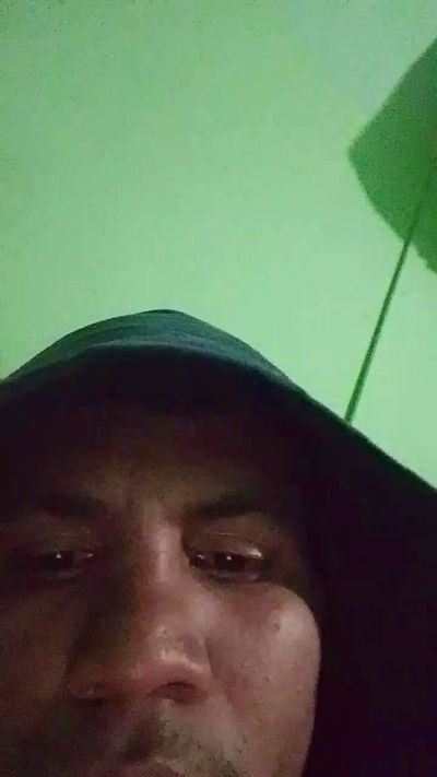 Negroromantico2 live cam on Cam4