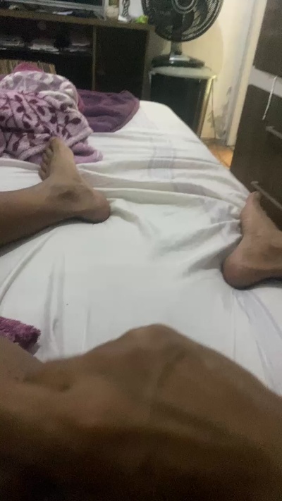 Negrotop22cmrj live cam on Cam4