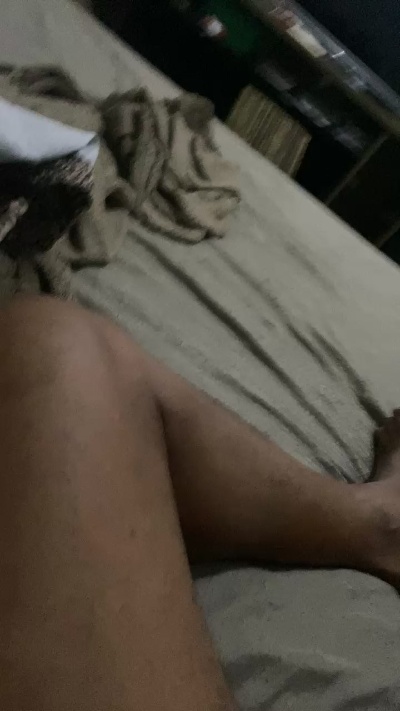 Negrotop22cmrj live cam on Cam4