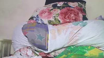 NehanzaHot live cam on Cam4